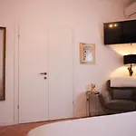 Alida Luxe 스플리트