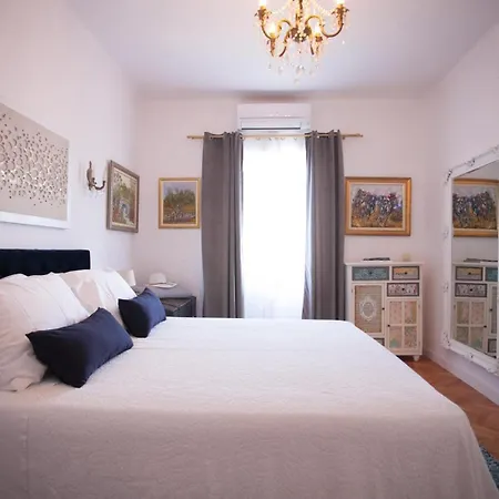 Alida Luxe Apartman *